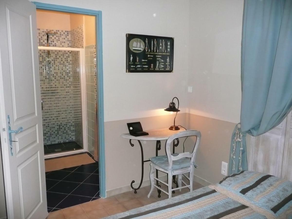 Mas Les Vieux Chenes Bed and Breakfast Lambesc Εξωτερικό φωτογραφία